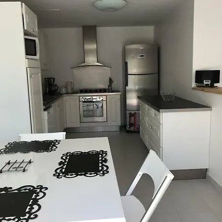 Holiday home Maison Climatisee Avec Piscine Chauffee